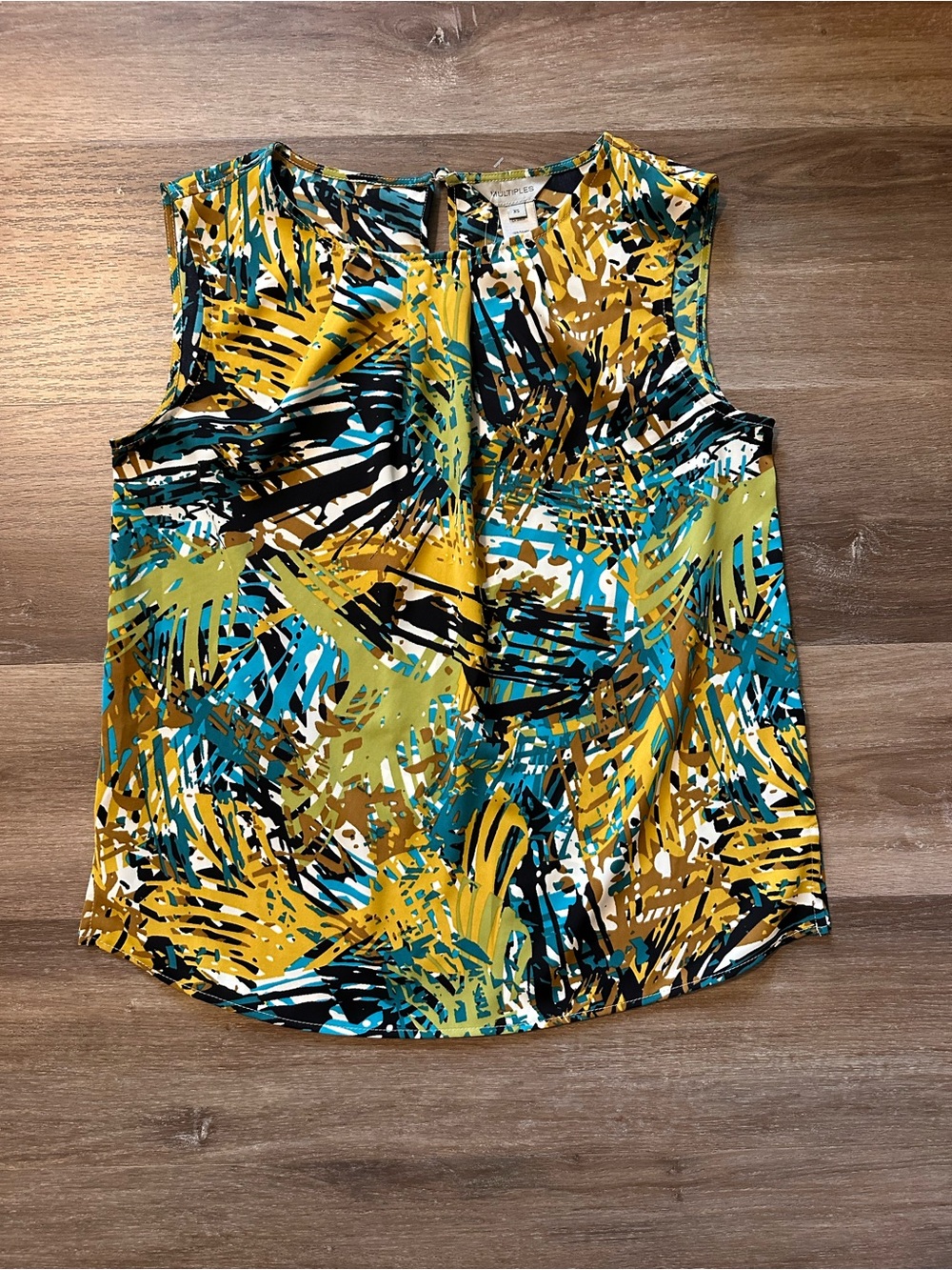 Multiples Women’s Sleeveless Dress Blouse – Size XS (Fits S/M) – Fall Print